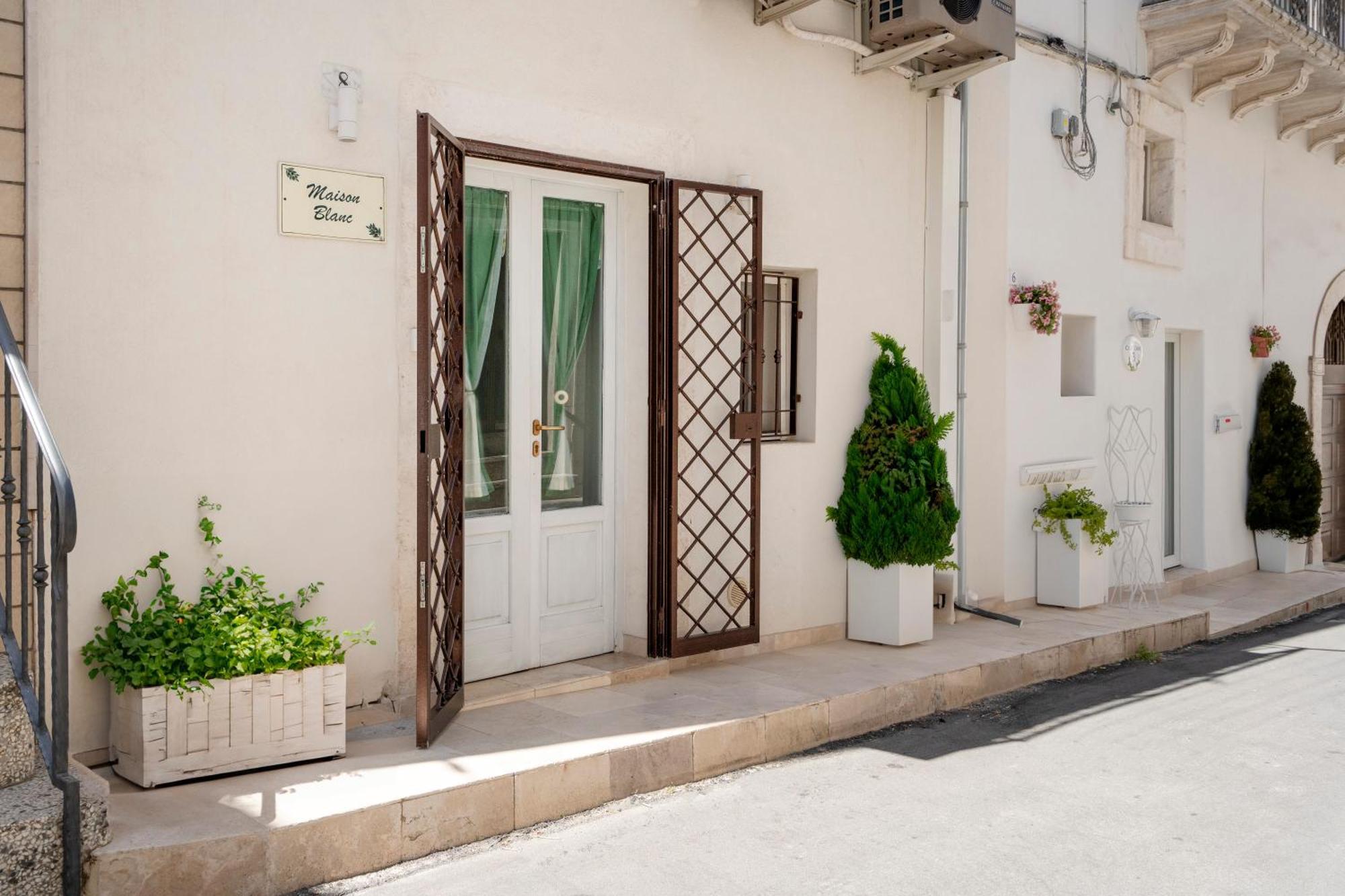 Maison Blanc Ostuni Exterior foto